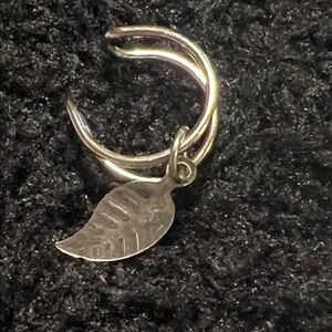 Silver Adjustable Ear Cuff with leaf 🍁